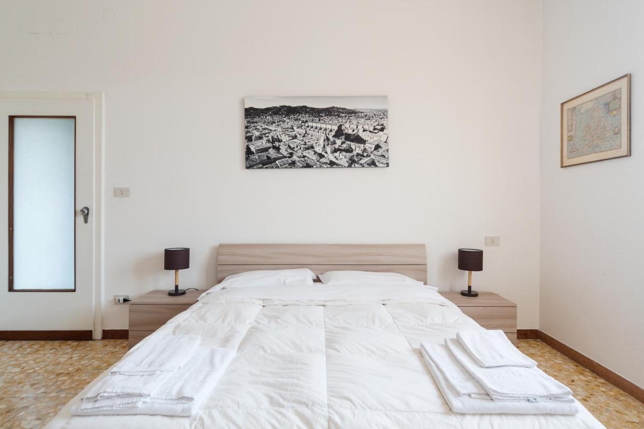 Bright&Cozy C5 Fiera Apartment Bolonia Exterior foto